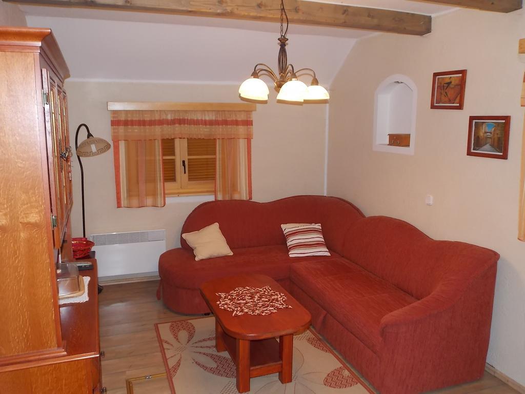 Holiday House Kaja モイストラナ 部屋 写真