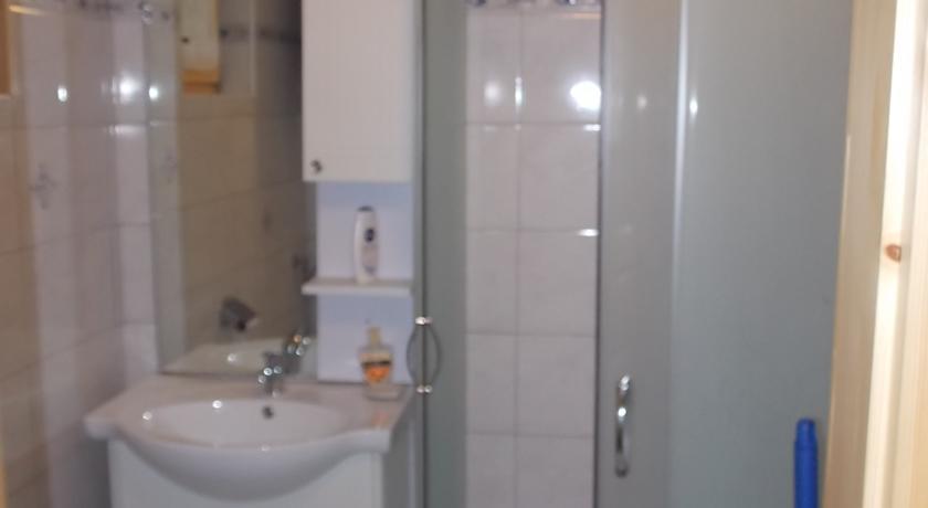 Holiday House Kaja モイストラナ 部屋 写真