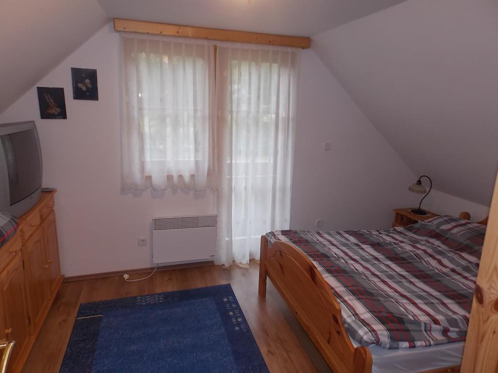 Holiday House Kaja モイストラナ 部屋 写真